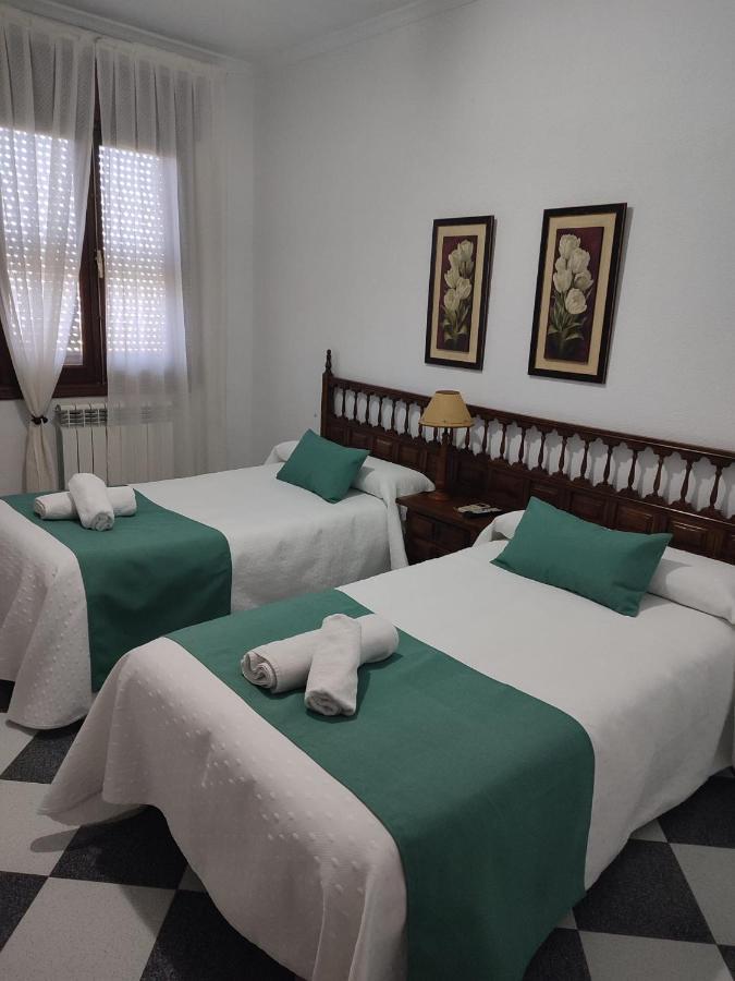 Hostal El Fogon De Felisa Эррера-дель-Дуке Экстерьер фото
