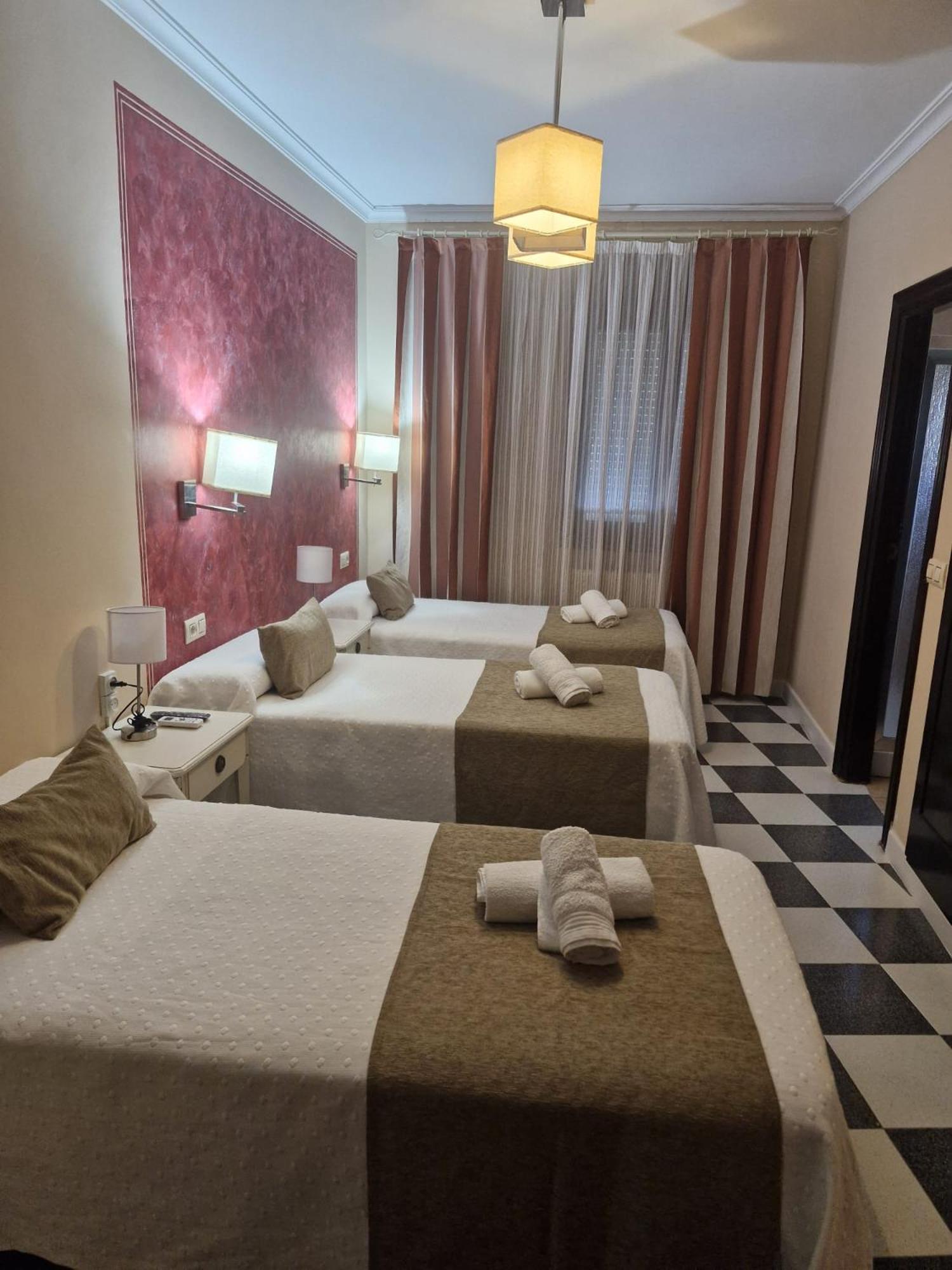 Hostal El Fogon De Felisa Эррера-дель-Дуке Экстерьер фото